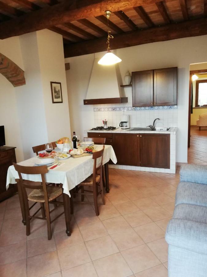 Вилла Agriturismo Le Rote Сан-Джиминьяно Экстерьер фото